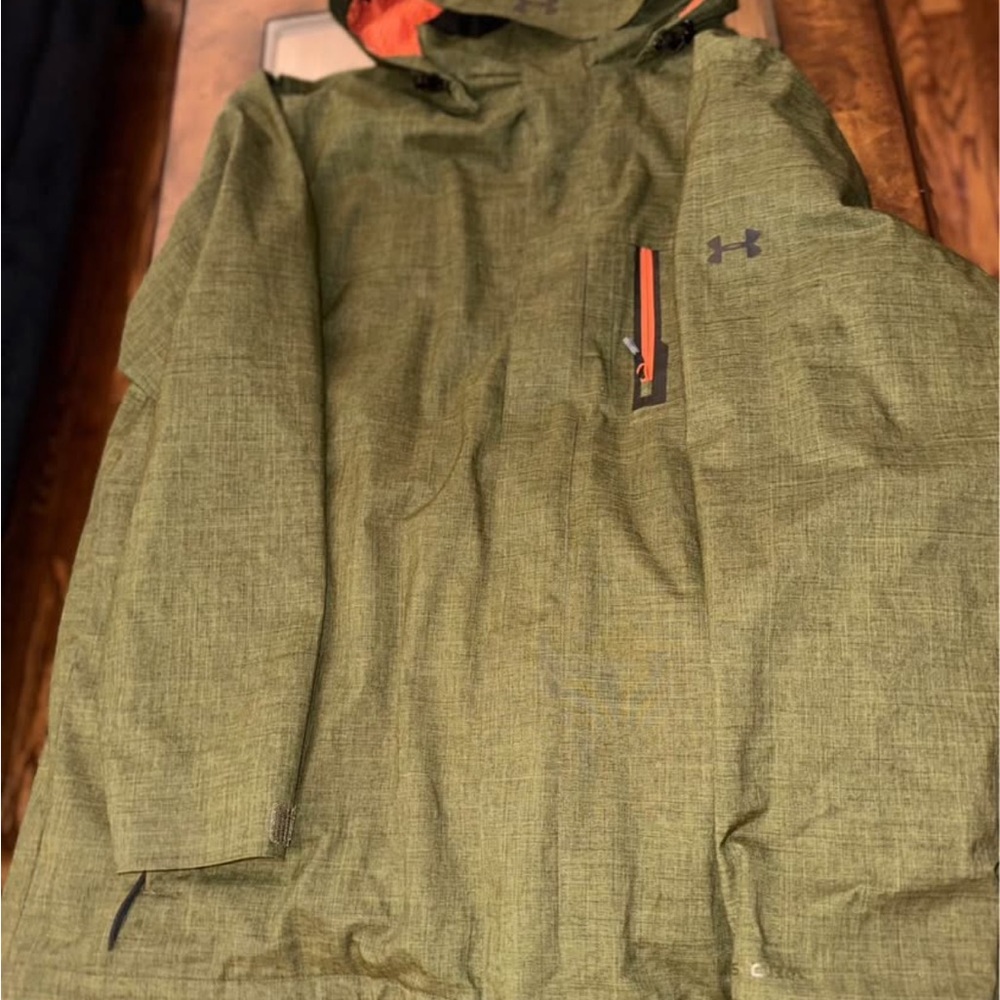 Under Armour Green Performance Jacket with Technical Fabric